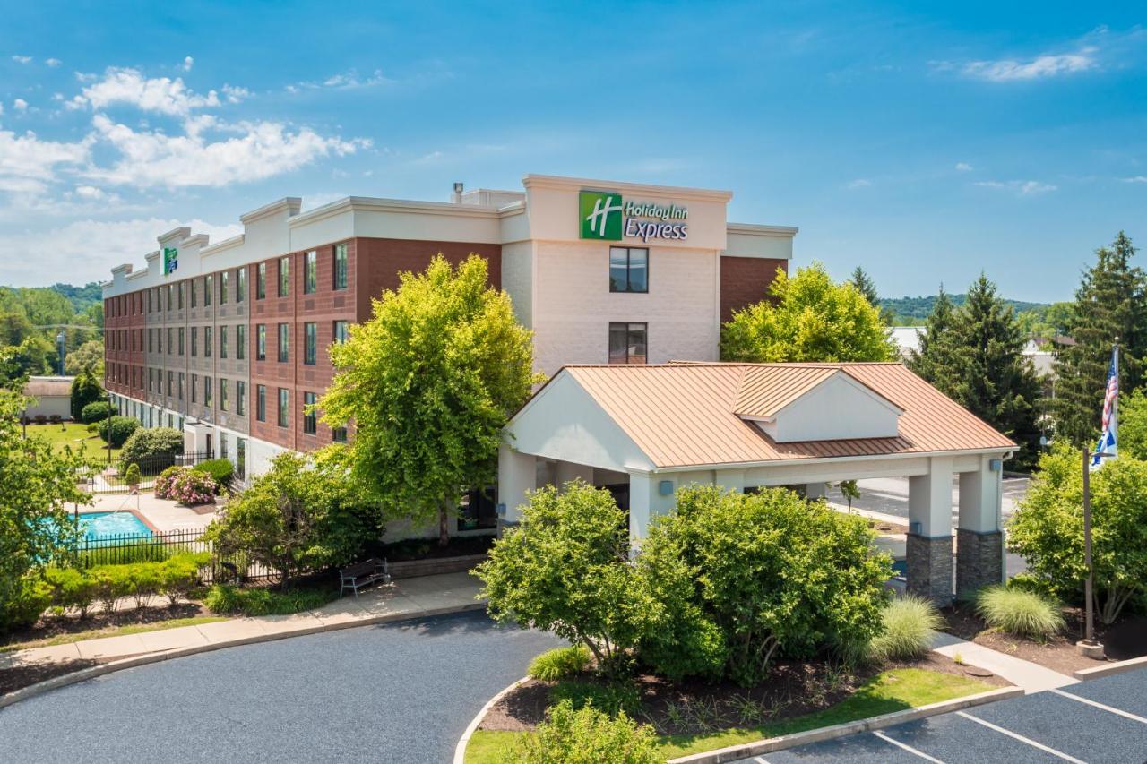 Holiday Inn Express Exton - Great Valley By Ihg Екстер'єр фото