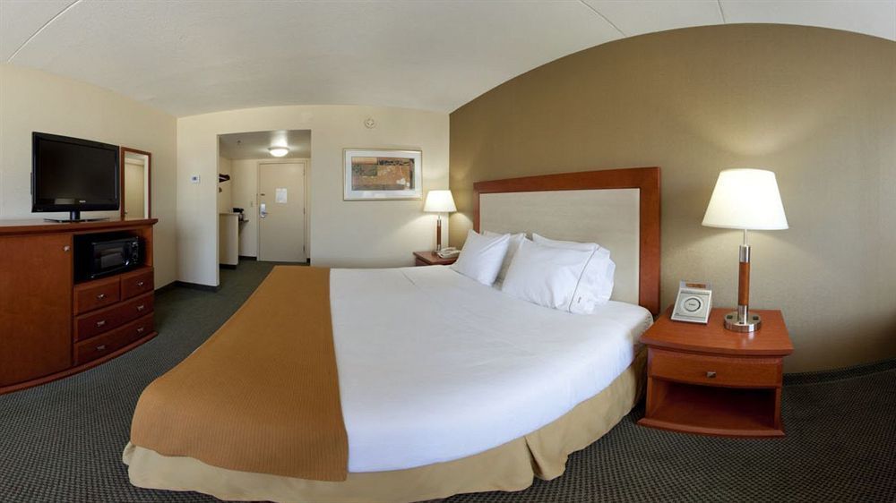 Holiday Inn Express Exton - Great Valley By Ihg Екстер'єр фото